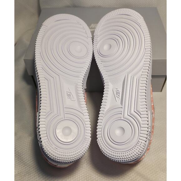 New Women’s Nike Air Force 1 Pink Sneakers Size 7.5 - Picture 7 of 7